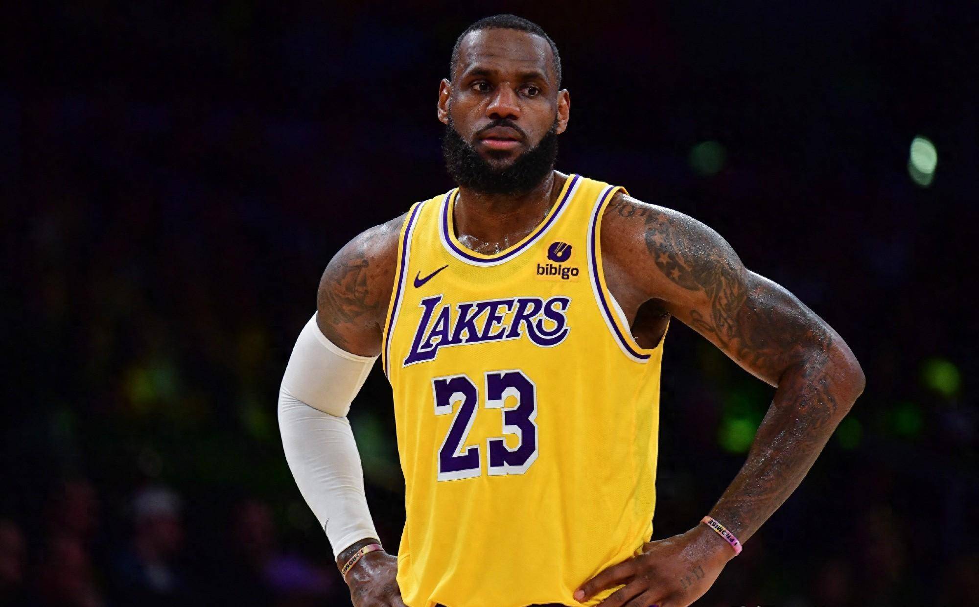 给我整的以为罗哥骗点球了一样，原来只是罚点球。。。（还以为罗哥在造点，结果只是主罚点球）