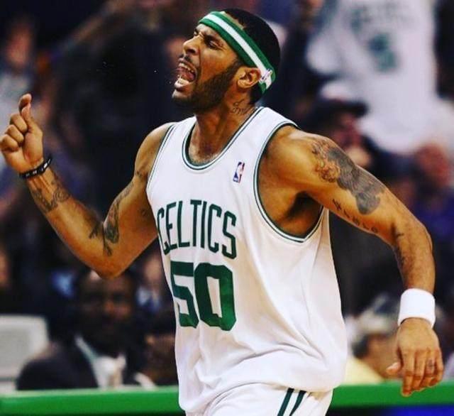 意媒：国米可以启用青训小将卡马特，以应对邓弗里斯伤缺情况（意媒：邓弗里斯伤缺，国米考虑提拔青训小将卡马特）