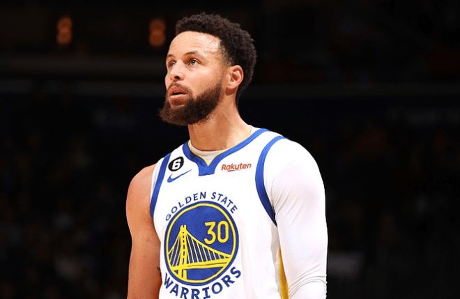 青岛次节轰出一波18-4广厦反超比分，三外援半场31分（青岛次节掀18-4高潮，广厦完成反超，三外援半场合砍31分）