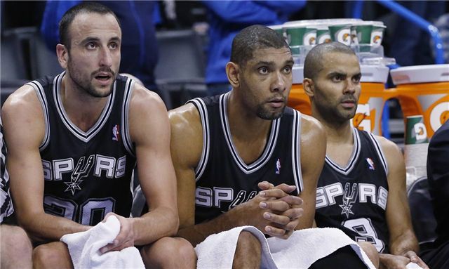 国际米兰vs科莫：劳塔罗-马丁内斯、恰尔汗奥卢首发，莫拉塔、尼科-帕斯出战（国际米兰迎战科莫：劳塔罗、恰尔汗奥卢先发，莫拉塔与尼科-帕斯登场）