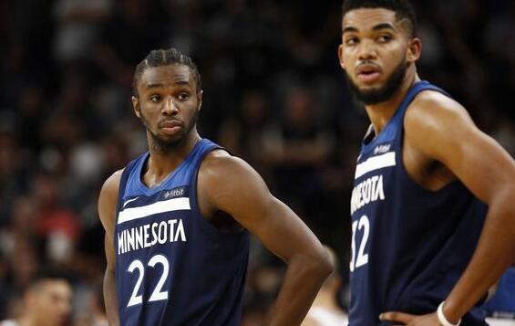 阿森纳稳住榜首期待延续奇迹（阿森纳继续领跑 盼再写传奇）