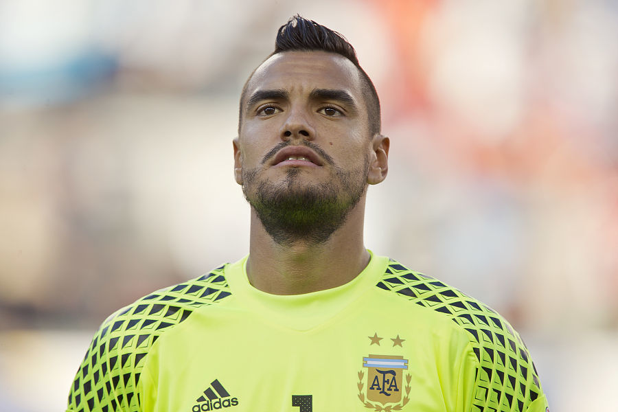 夏普：我认为奥纳纳不会回曼联了；希望拉门斯能保持好的状态（夏普：不看好奥纳纳再回曼联，盼拉门斯保持良好状态）