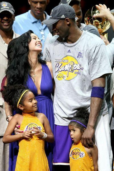 乌度卡：KD面对包夹只需把球传到位，我们就能打出好的进攻（乌度卡：KD遭夹击只要及时分球，我们就能打出高效进攻）