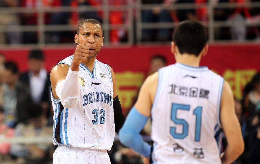 埃贝尔谈马丁内利进球：若诺伊尔留在门线上可能还有机会扑救（埃贝尔评马丁内利破门：若诺伊尔守在门线上或仍有扑救机会）