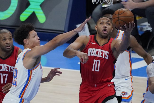 塔雷：拥有魔笛这样的导师是亚沙里的优势，我们对他充满信心（塔雷：魔笛担任导师令亚沙里更具优势，我们对他信心十足）