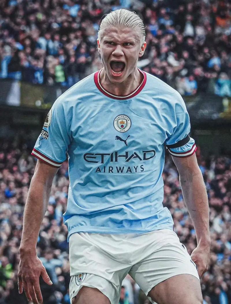 赖因德斯：米兰今年有机会争冠；未来是否会回归？回头见吧（赖因德斯：米兰本季有望冲冠；未来是否回归？拭目以待）