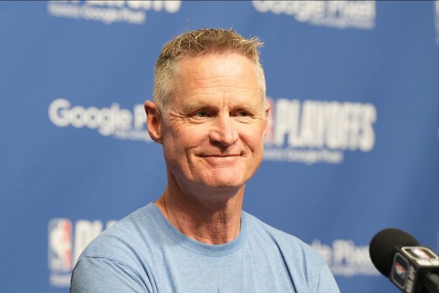 穆斯卡特：林加德表现很好，但吾米提江和他表现至少一样好（穆斯卡特：林加德发挥不俗，吾米提江的表现至少不逊于他）